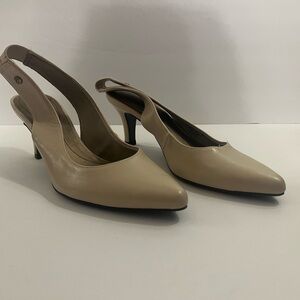 Life Stride Tan Slingback Heels Size 8